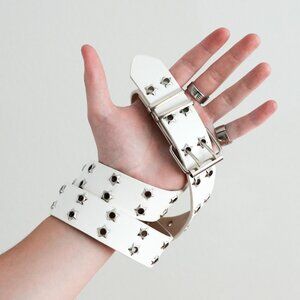 y2k star grommet white double hole belt — punk scene emo style